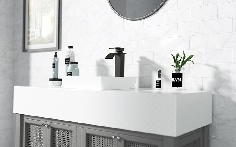 Waterfall bathroom tall faucet in matte balck finish - B922